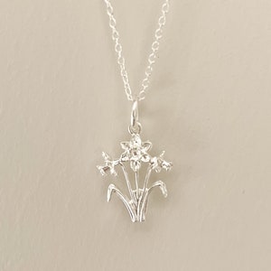 Daffodil Pendant Necklace, Daffodil Wales Pendant Silver Necklace, March Birth Flower Daffodil Jewellery, Welsh Daffodil Necklace