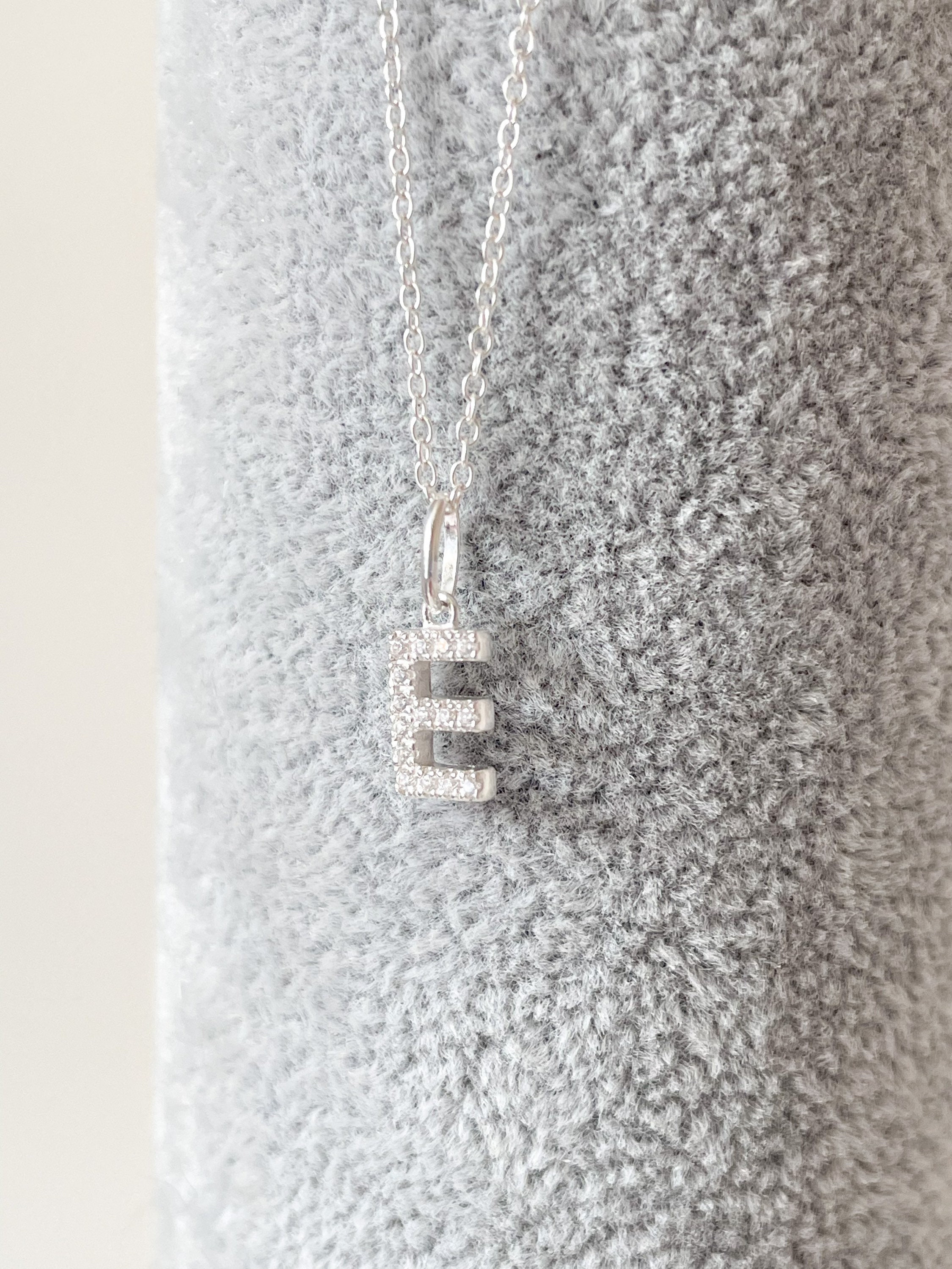 ブレスレット LESS IS MORE silver initial cubic necklace Sterling Silver Letter Necklace - Talisa Jewelry