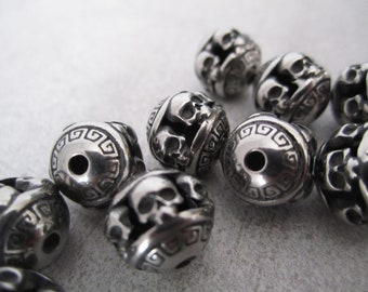 Perle Tete de mort - Crane en acier inoxydable 304 - 11x10mm, trou: 1,8mm - Argent antique - Pirate, halloween, bracelet et bijoux, collier