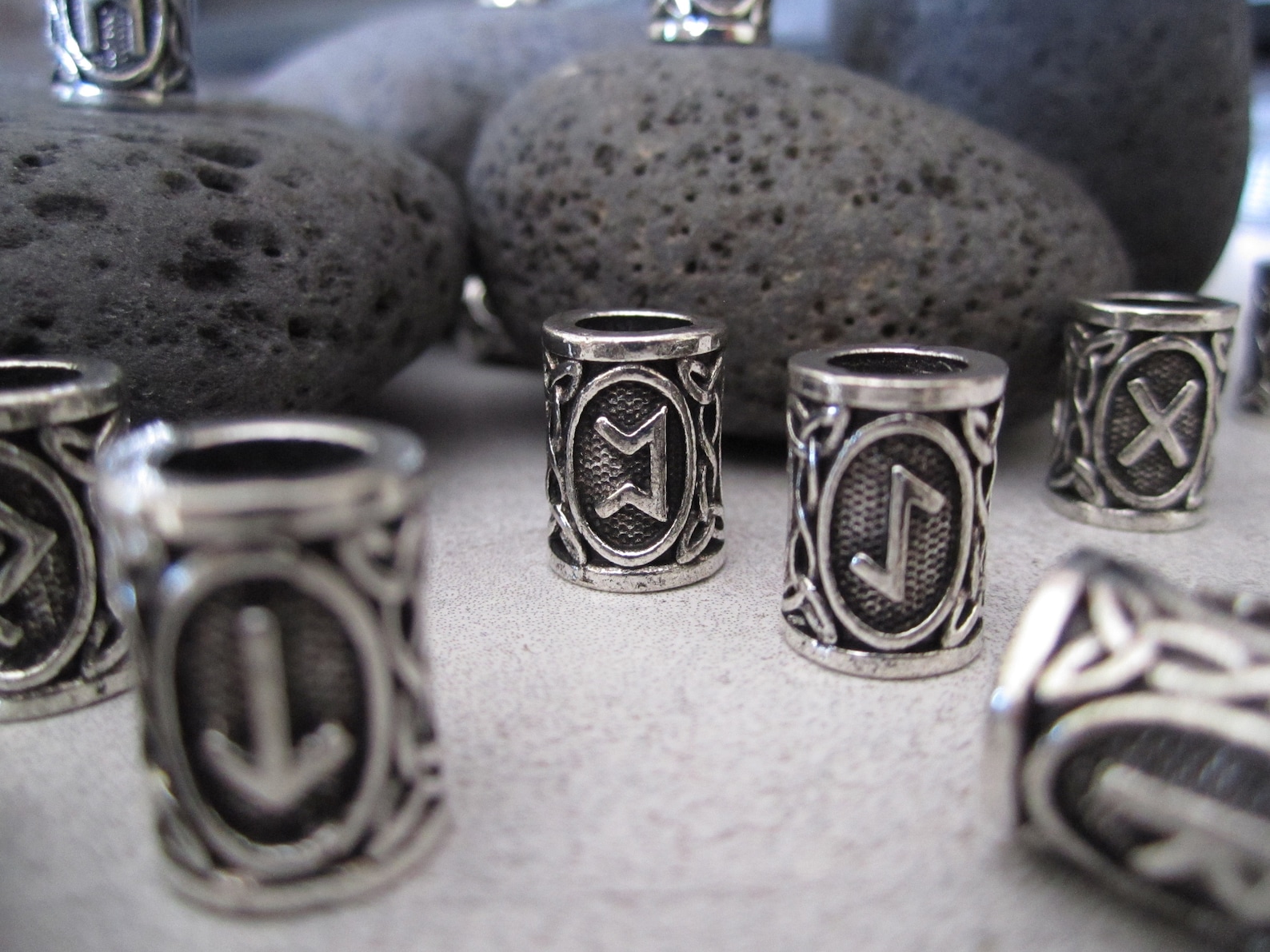 Perle De Barbe Et Cheveux Viking En Métal, 8x7mm, Trou: 6mm - Argent Antique - Perle De Cheveux, Dreadlocks, Bracelet Et Bijoux, Collier - France