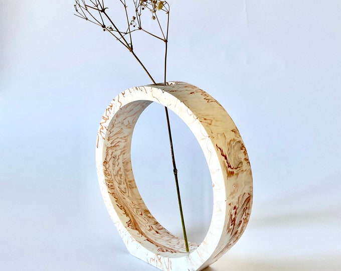 Flower holder