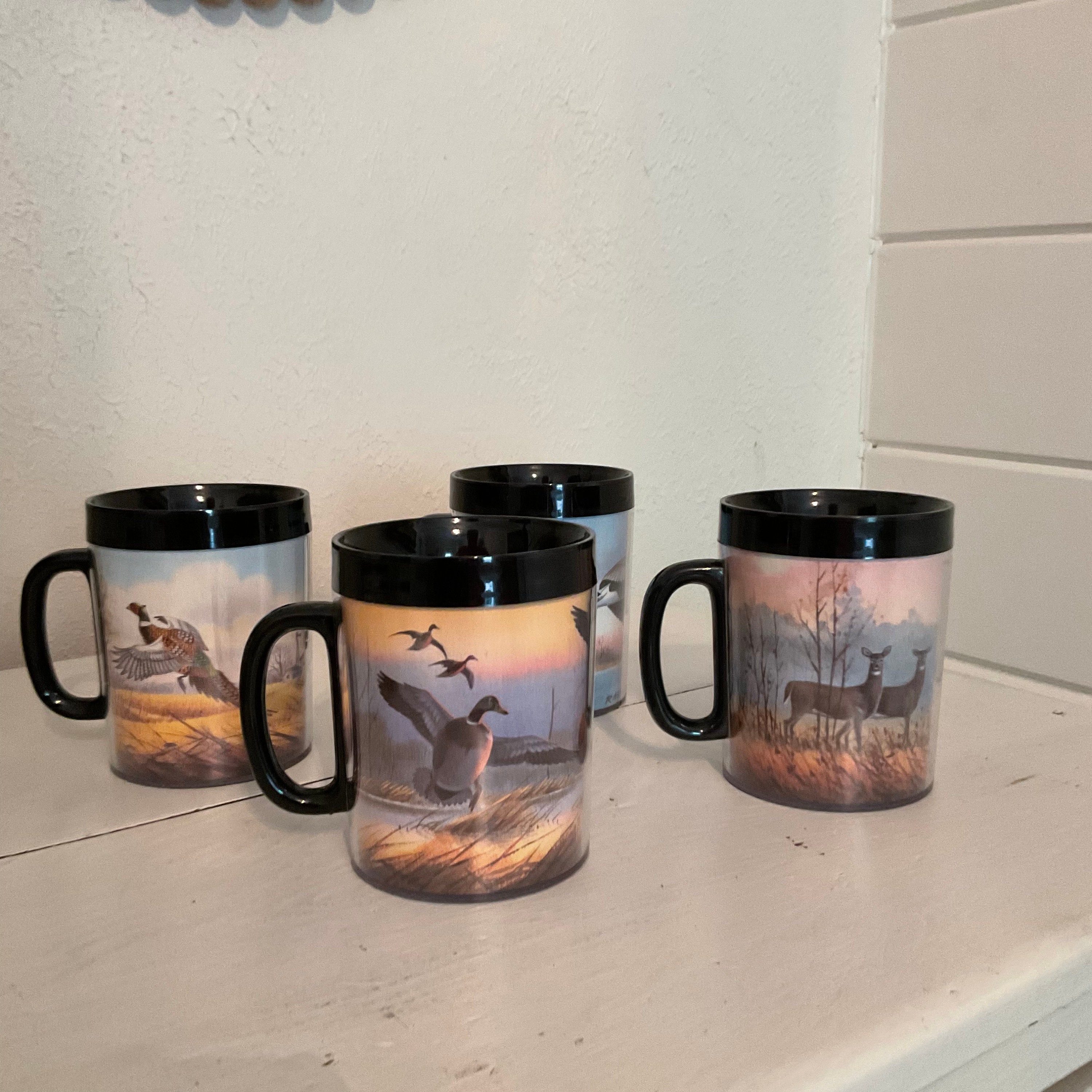 VINTAGE Thermo-serv Set of Mugs Raedeke