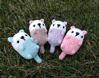 Peluche de nutria esponjoso de ganchillo / Hecho a mano