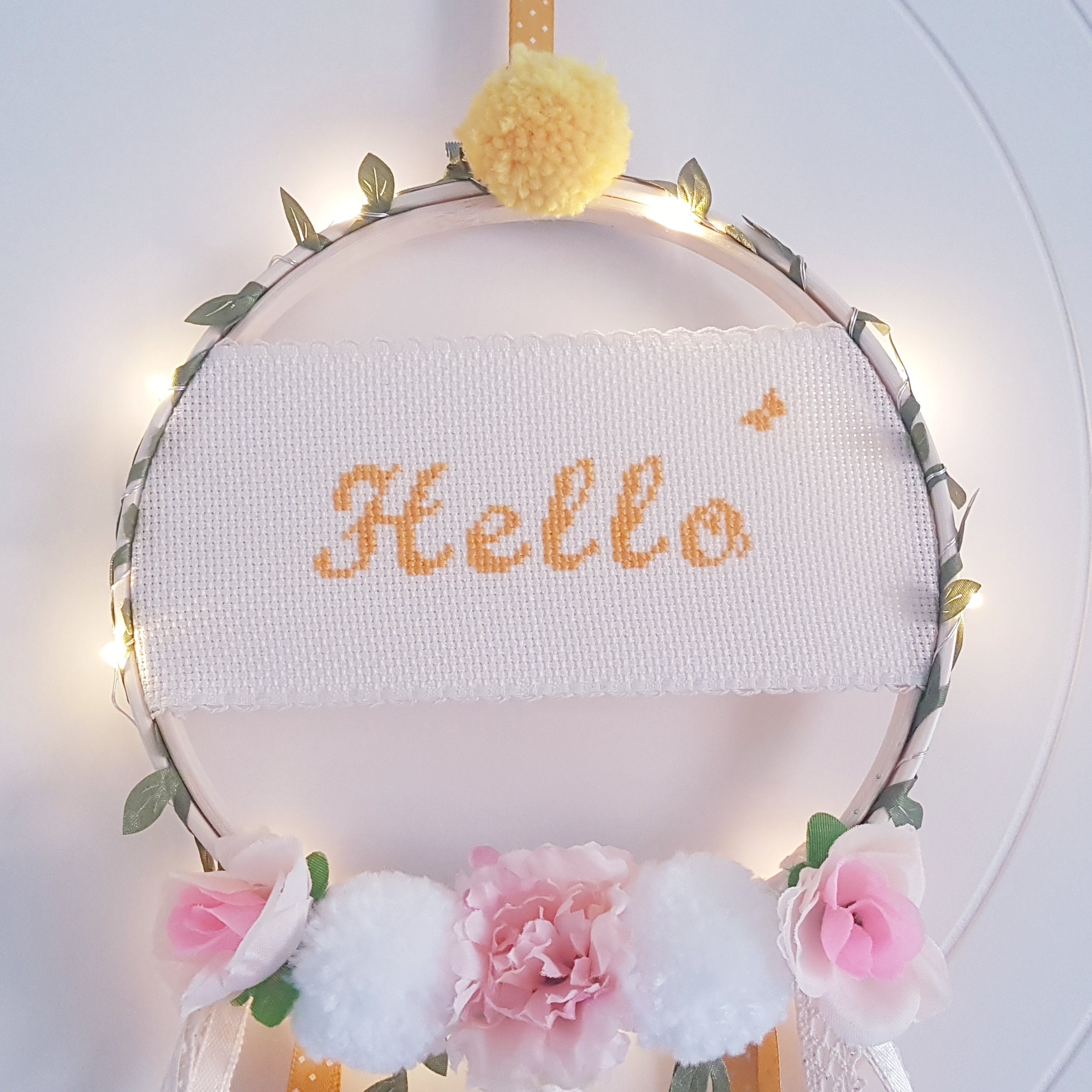Attrape-Rêves Lumineux Hello en Broderie Au Point de Croix Pour Décoration Murale à Suspendre