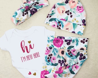 Floral Newborn Baby Girl Outfit: "Hi, I'm New Here" Bodysuit, Leggings, Hat, Headband