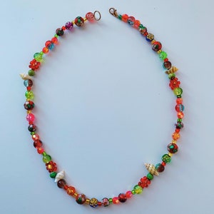 Red Beaded Personalized Custom Name Daisy Flower Necklace Delicate Fall Dainty Seed Bead Adjustable Choker Cute Jewelry Jewellery Aesthetic