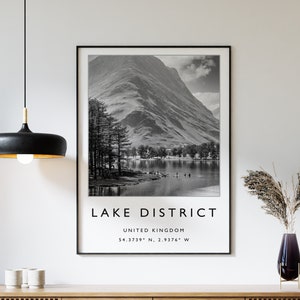 Stampa di viaggio del Lake District, poster di viaggio del Lake District, arte di viaggio, poster di viaggio, bianco e nero, regalo di viaggio, formato A1/A2/A3/A4