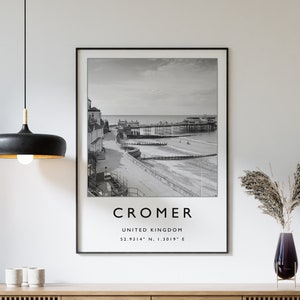Cromer Travel Print, Cromer Engeland Travel Poster, UK Coastal Travel Print, Travel Art, Travel Poster, Zwart-wit, Cadeau, A2/A3/A4