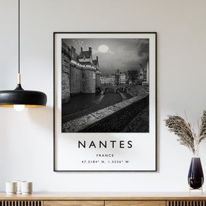 Nantes Poster, Nantes Travel Print, France Travel Poster, Travel Decor, Minimalist Travel Poster, Travel Gift, A1/A2/A3/A4