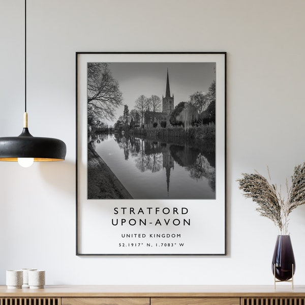 Stratford Upon Avon Travel Print, Stratford Upon Avon Travel Poster, Travel Art, Travel Poster, Black and White, Gift, A2/A3/A4