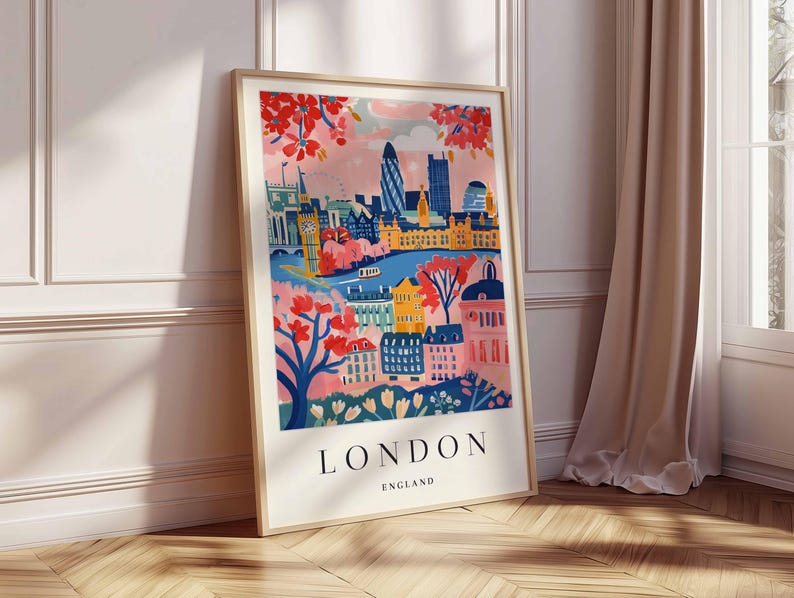 Peut inclure: Une illustration color&eacute;e de Londres, en Angleterre, avec des monuments embl&eacute;matiques comme Big Ben et le London Eye. L'image pr&eacute;sente une palette vibrante de rose, bleu, vert et jaune, avec un style fantaisiste. Le texte "LONDON" et "ENGLAND" est affich&eacute; en bas de l'image.