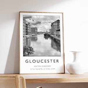 Gloucester Poster, UK Print, Gloucester Water Art, Gloucester Print, Scenic Gloucester Poster, Gloucester Wall Art, Gloucester Decor