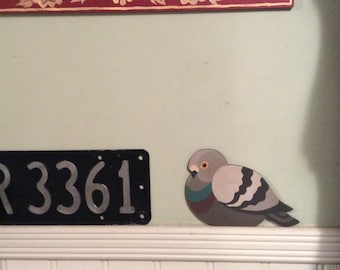Door Frame Pigeon (grey)