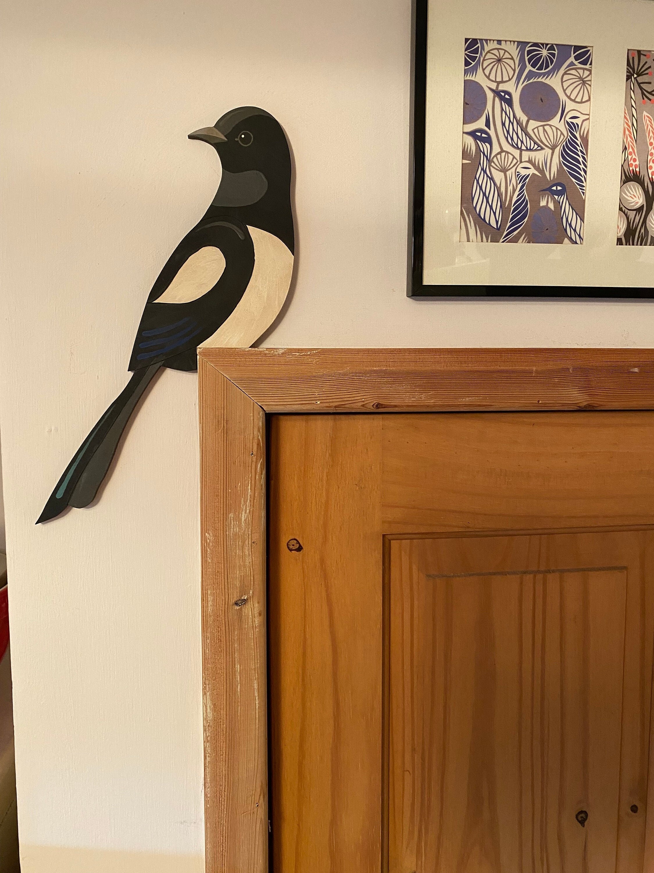 Hand Painted Single Magpie to Sit on a Door Corner. - Etsy