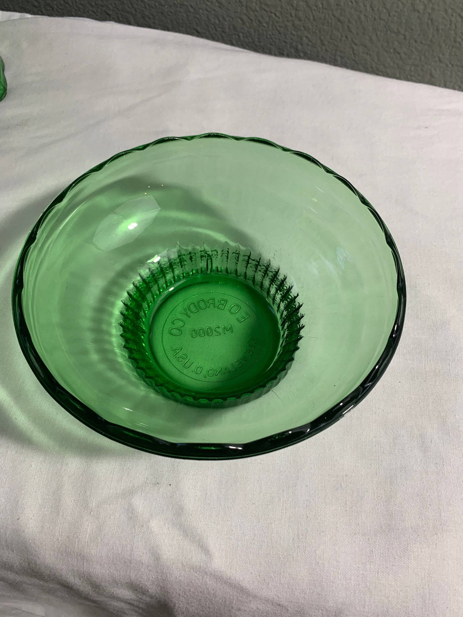 E O Brody Co Emerald Green Glass Bowl M2000 Candy Dish Etsy