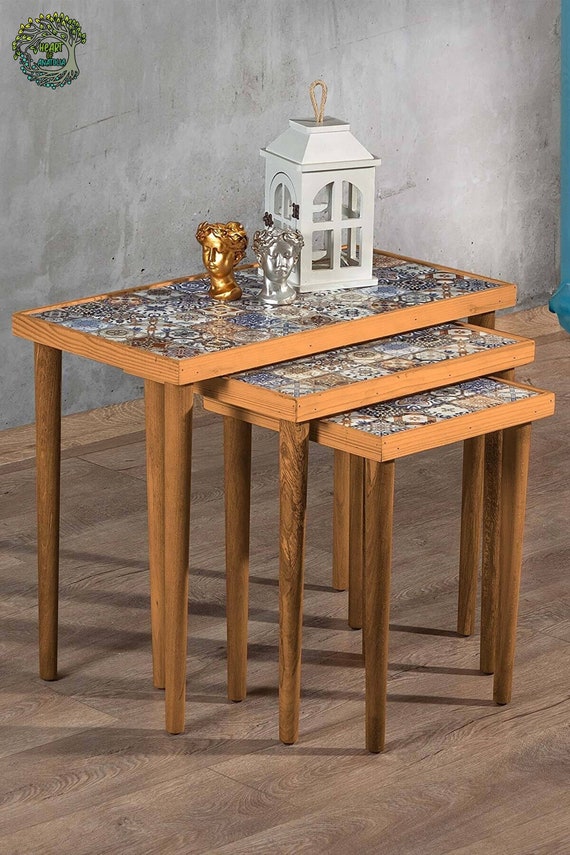 Vintage side online table with storage
