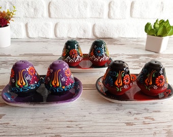 Handmade Ceramic Salt & Pepper Shakers Set Authentic Handpainted Turkish Potteries Home Decor Gift for Grandma Mom New Kitchen Decor