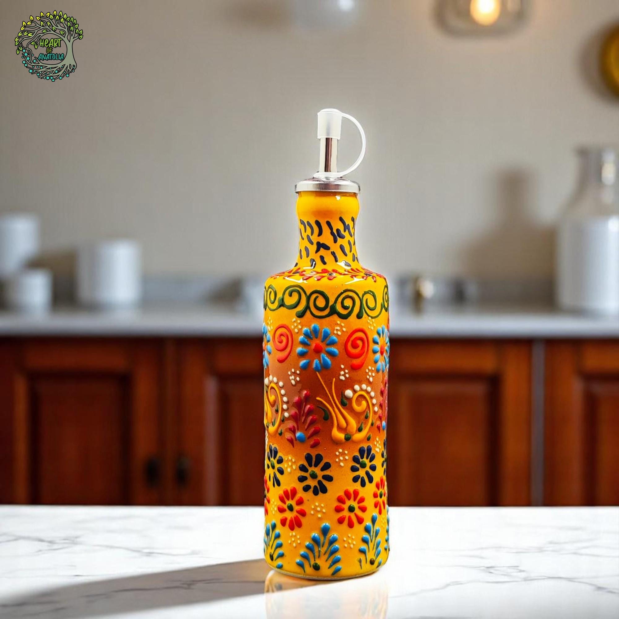 手作りの陶器製オリーブオイルディスペンサー｜手描きの花柄キッチン用