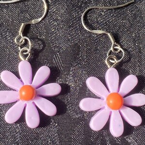 RETRO FLOWER EARRINGS,flower earrings hook,flower earrings boho,flower earrings dangle,flower earrings drop,flower earrings piercing,flower
