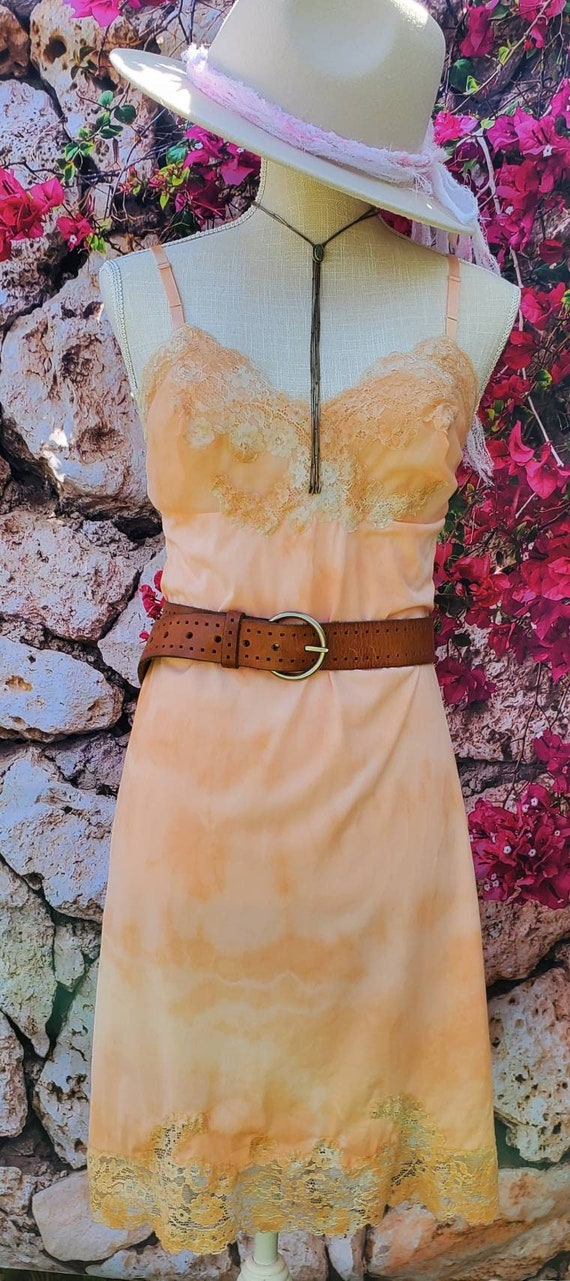 Hand dyed 1960's spaghetti strap slip with lace h… - image 2