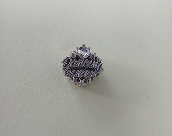 Amuleto de plata de Pandora, reina bailarina