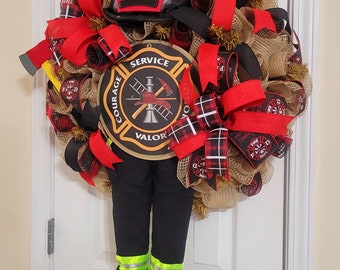 Heroic Welcome: Handcrafted Firefighter Mesh Wreath - Perfect Gift for Firefighters and Firefighter Families