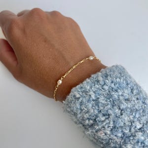 14k Gold Filled Pearl Bracelet: Dainty Bridal Wedding Jewelry