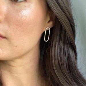 Sterling Silver Oval Studs, Modern Geometric Stud Earrings, Minimalist Everyday Earrings, Long Earrings Post, Ellipse Earrings.