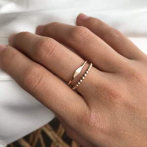 Tiny Signet Ring - Gold Signet Ring - Gold Stacking Ring - Everyday Signet Ring - Simple Gold Ring - Gold Pinky Ring - Dainty Ring.
