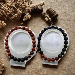 Pulsera del Chakra Raíz: Energía de Conexión a Tierra con Jaspe Rojo y Roca de Lava