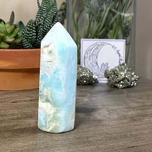 Caribbean Blue Calcite Tower  | Crystal Bliss | Crown and Third Eye Chakra | Metaphysical Reiki Healing |  3.5", .36lb