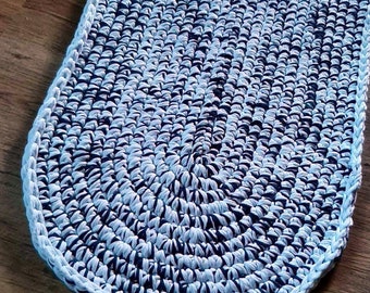 Alfombra crochet ovalada 42 cm x 96 cm