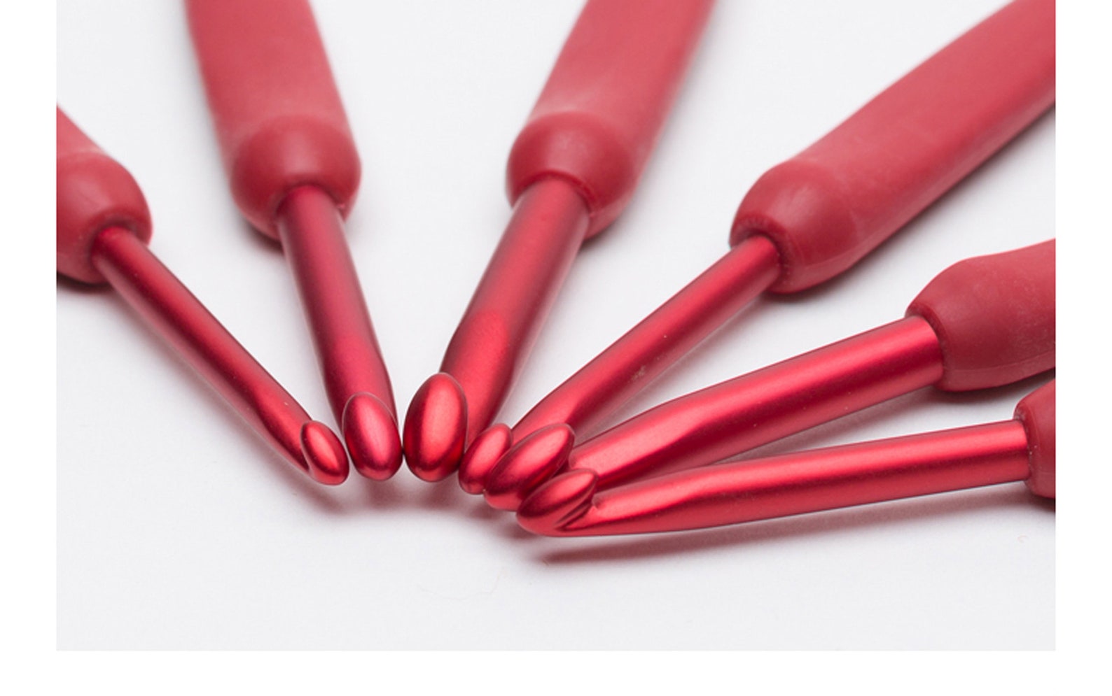 Tulip ETIMO Red Crochet Hook With Cushion Grip Tulip Hook Etsy UK