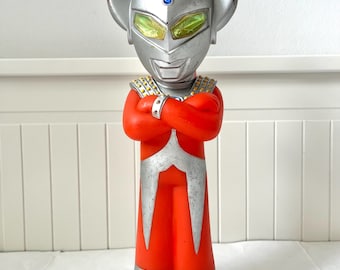 Medicom Toy Tsuburaya Ultimate Collection Ultraman Taro 1/2 Scale