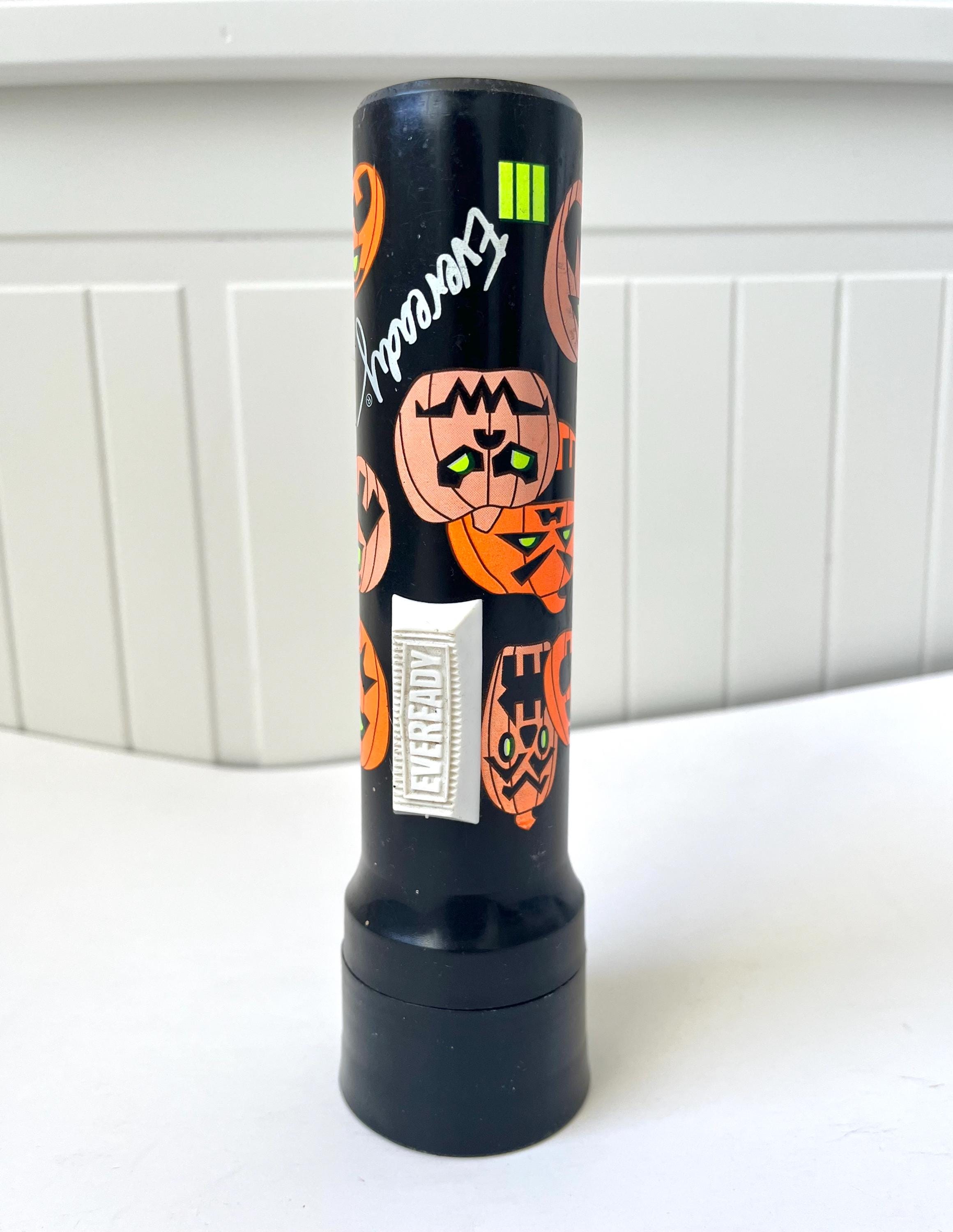 Vintage 1980s Eveready Halloween Flashlight With Jack-o'-lantern