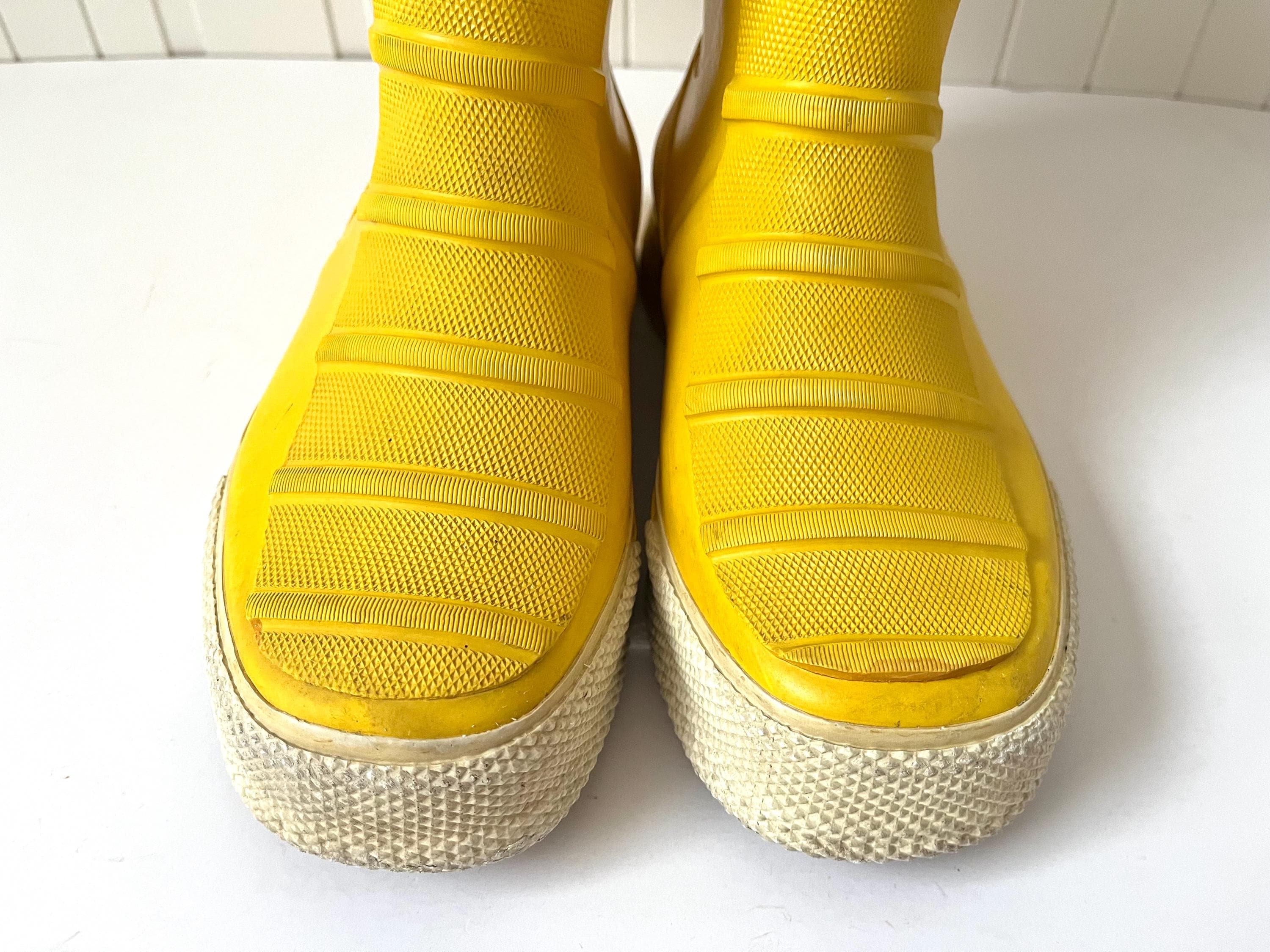 Vintage Nokia Yellow Rain Boots Size 34EUR - Yellow Rubber Sailing