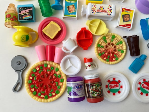 Vintage 90s Lot of Barbie Kelly Accessories - Fun Fixin Kitchen