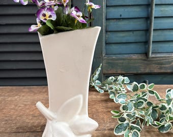 Vintage McCoy Lily Bud Vase - Matte Creamy White Glaze - NELSON McCoy Art Pottery Vase - 8&quot; White Lily Bud Vase