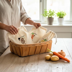 Set 3 Embroidered Linen Produce Bags: Zero Waste Kitchen, Potato Onion Garlic Storage
