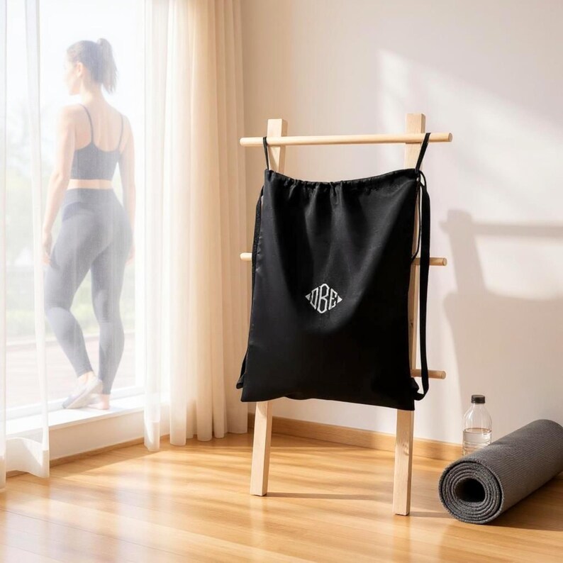 Monogrammed Linen Laundry Backpack - Thumbnail 2