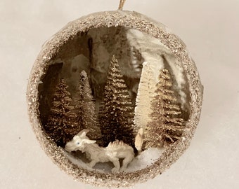 Handmade Luck Dragon Christmas Ornament: Gold Diorama