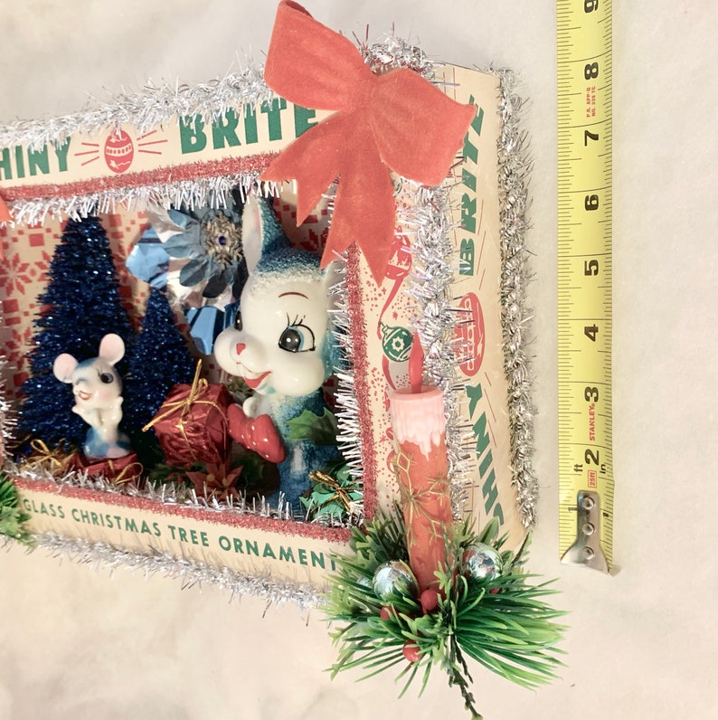 Kitsch Christmas Shadow Box, Vintage Christmas Diorama, Vintage Shadowbox, Retro Shadow box, Vintage Christmas Diorama, Mouse Figurine image 10