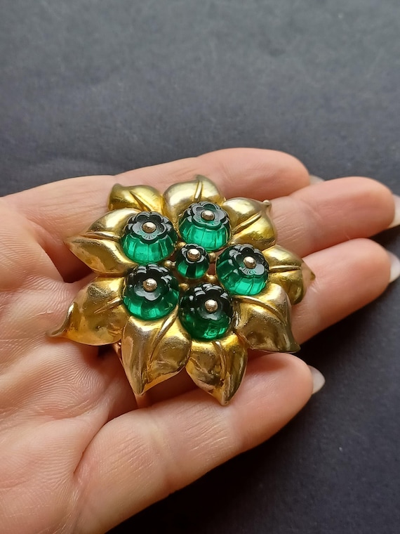 Trifari Gold Tone Green Flower Fruit Salad Brooch, Vintage  display picture 3
