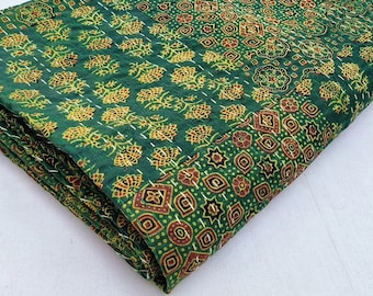 Trapunta King Size, trapunta patchwork Ajrakh verde, trapunta indiana Kantha, trapunta Queen Kantha, coperta, copriletto, trapunta da letto, trapunta Boho
