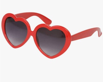 Taytay Heart Sunglasses for yourself or a wonderful gift…