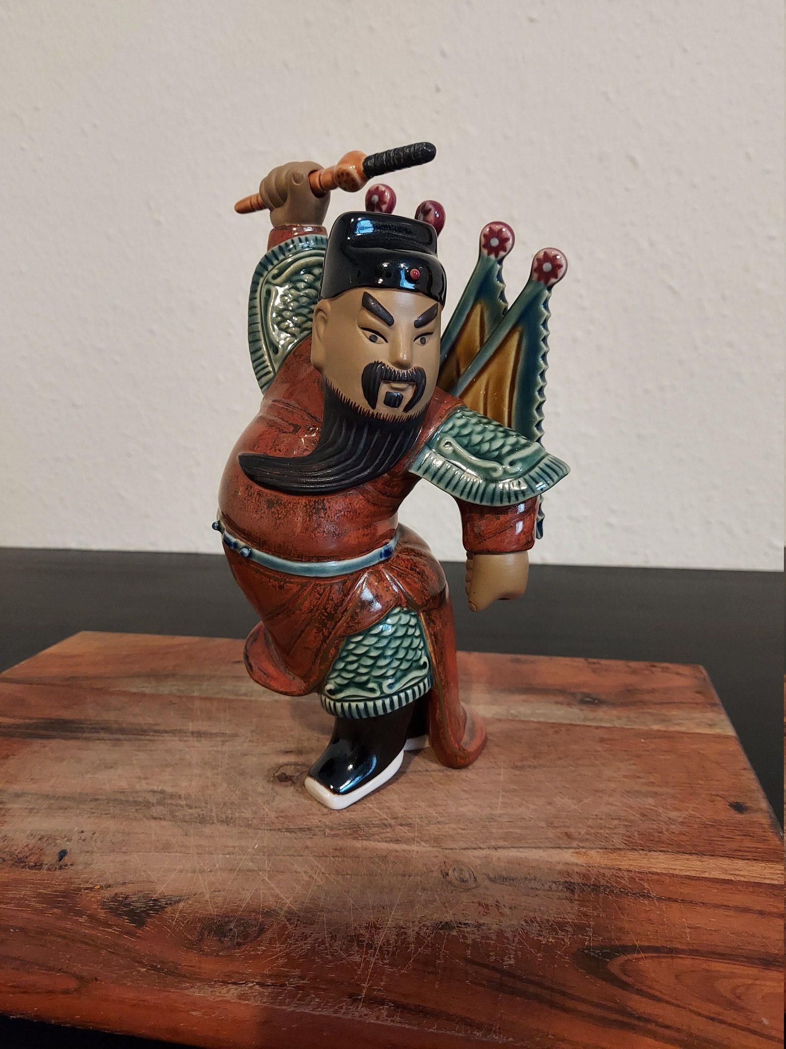 Beautiful vintage Chinese figure. Etsy