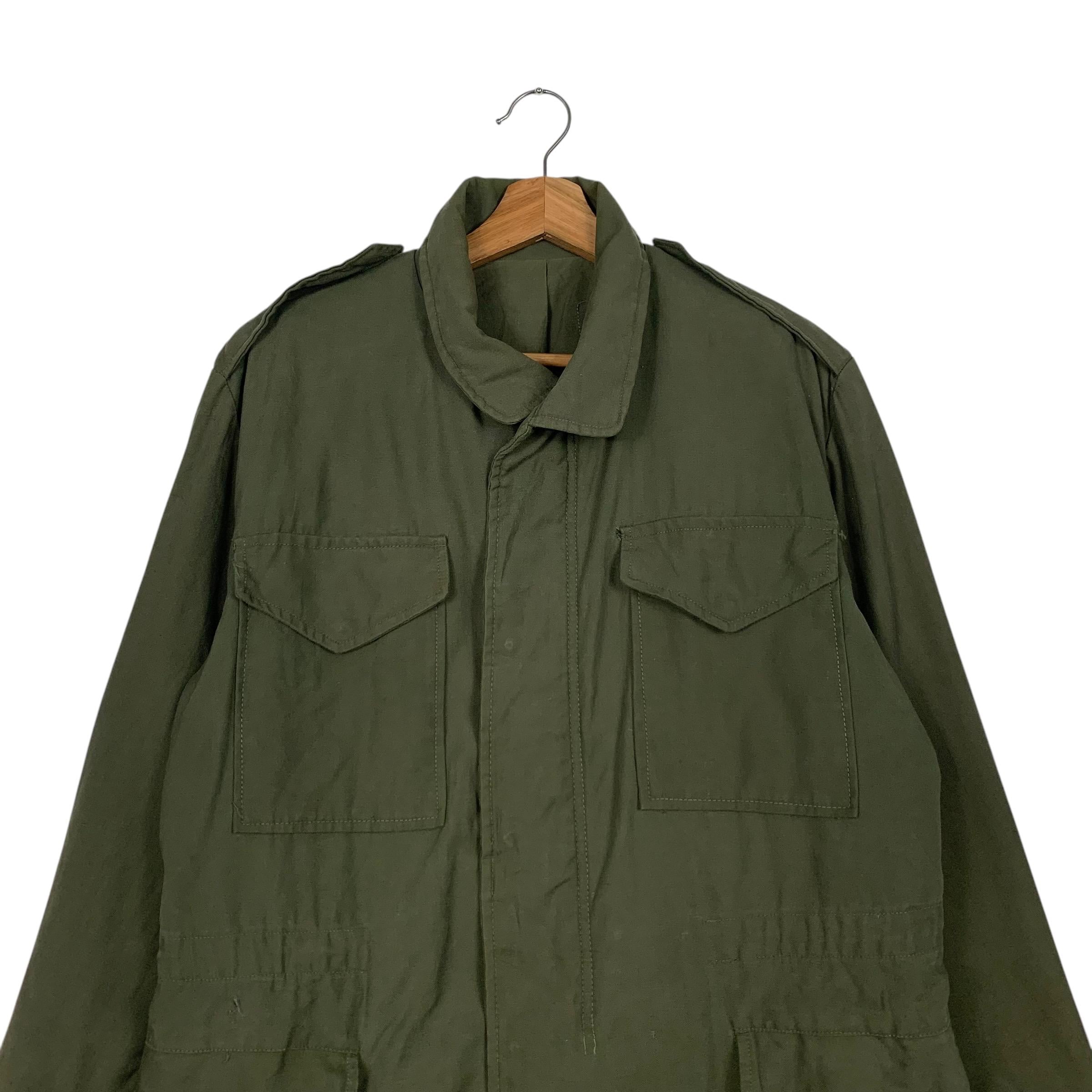 Vintage Olive Green Army Military Field Jacket Size L #2304-C102