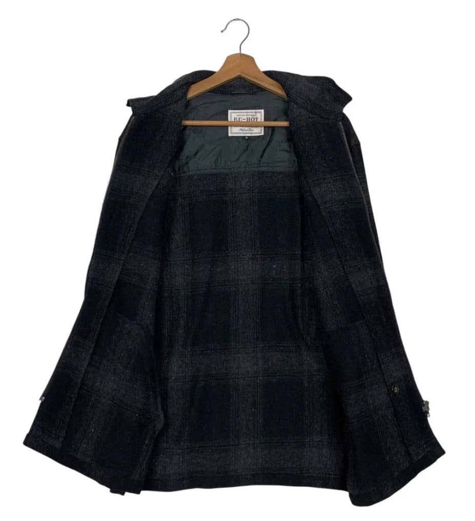 Vintage 90's BE-HOT Workwear Black Checked Wool Rayon Flannel 4