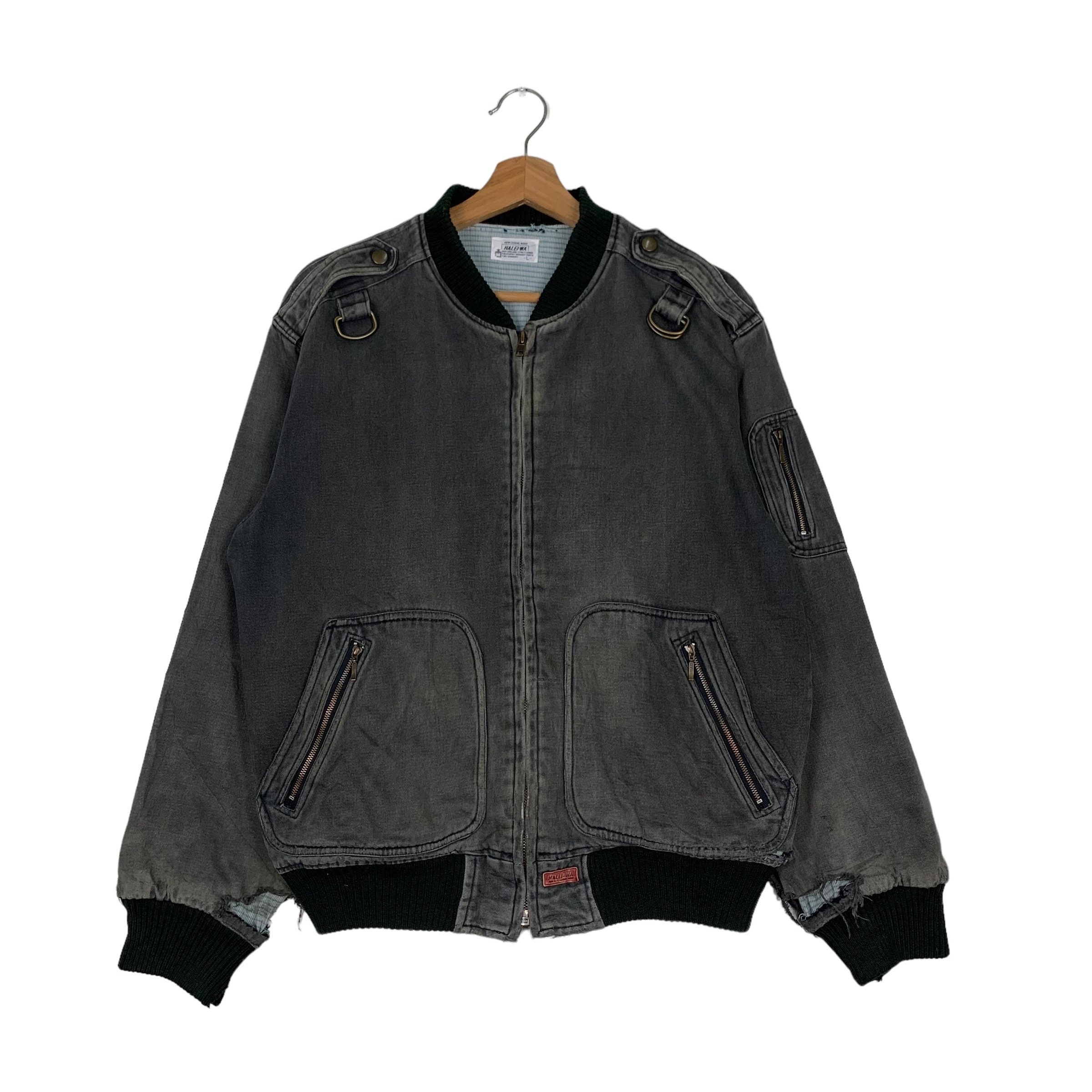Vintage 1990's Avirex 'Metal-Tip Collar Leather Bomber