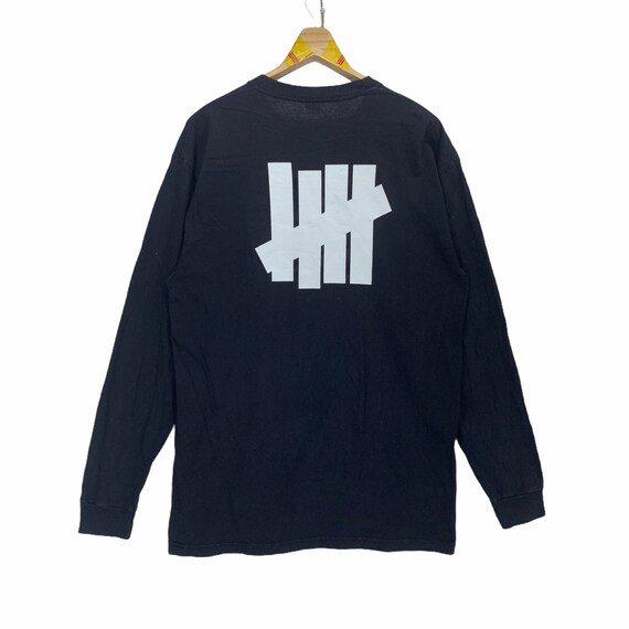 Vintage Undefeated Big Logo Made in USA 